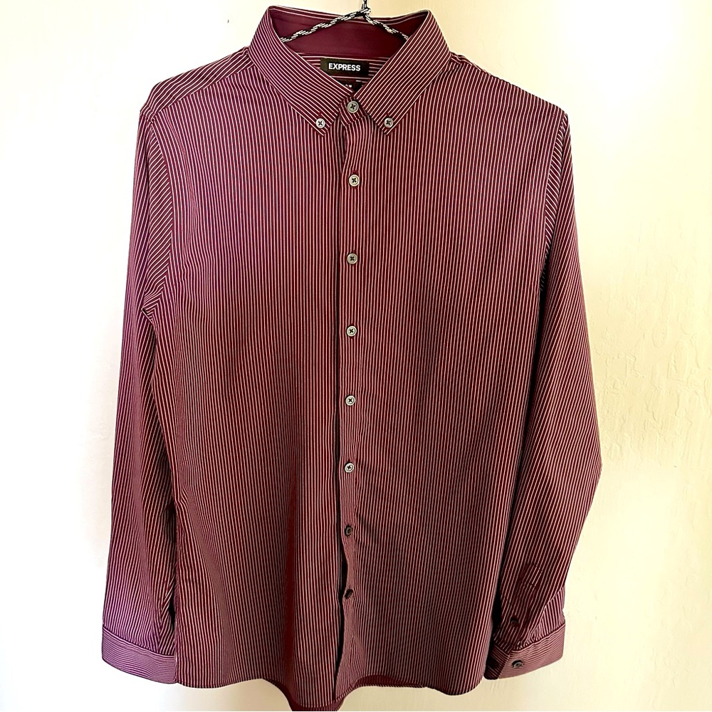 Men’s Express Extra Slim Wrinkle-Resistant Everyday Performance Dress Shirt